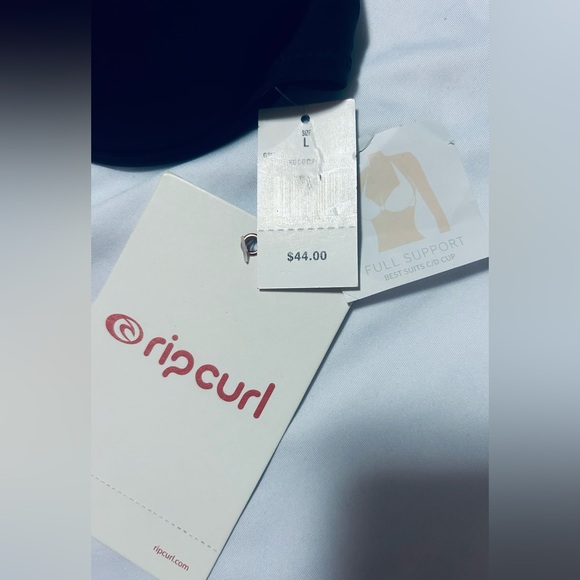 #241 NWT push-up supportive C/D cup black bikini top - Picture 2 of 3